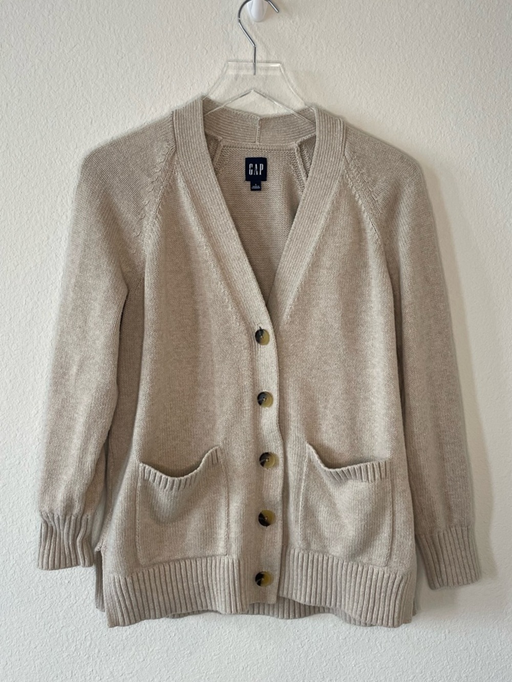 GAP Beige/Cream Button-Up Pocket Cardigan